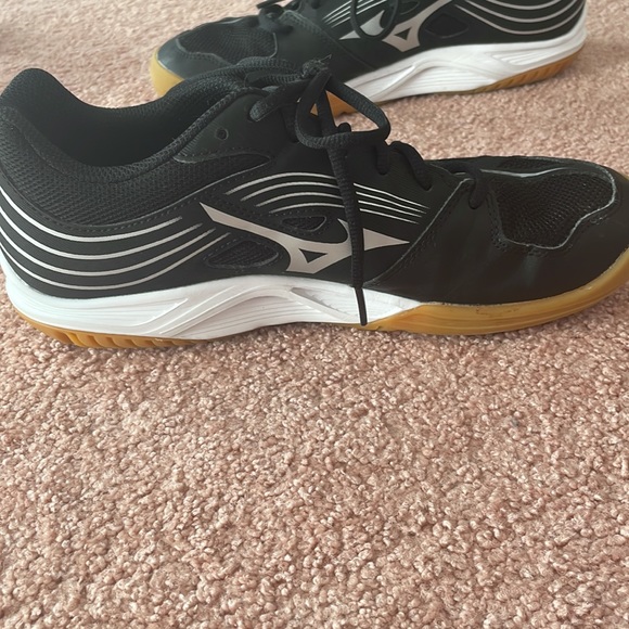 Mizuno Cyclone Speed 3 Volleyball Shoes - Picture 6 of 8